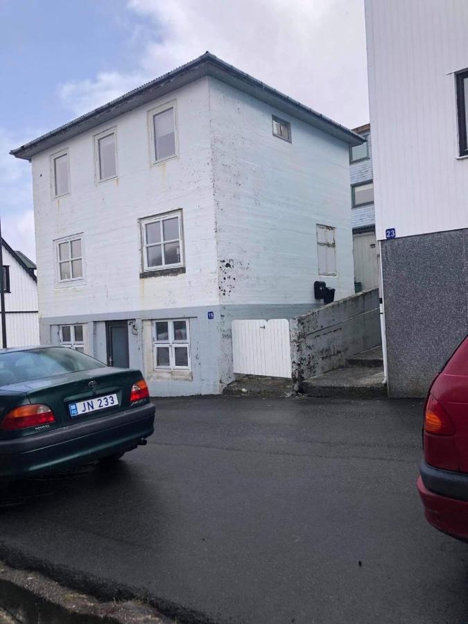 The Old House Close To The Ferry To Mykines Sorvagur Bagian luar foto